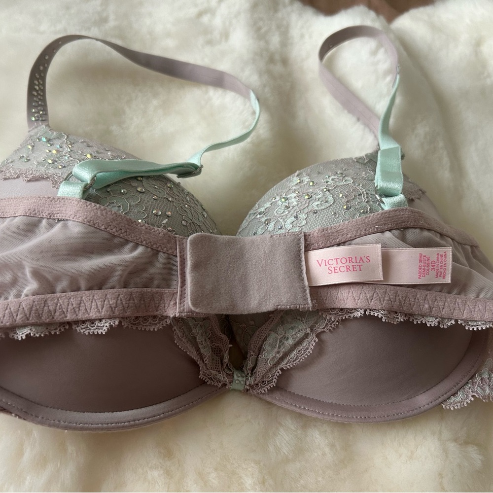 Victoria's Secret Pastel Lace Bra - Picture 4 of 5